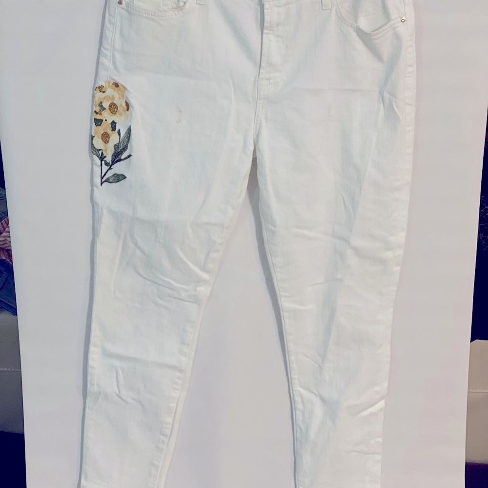White with flowers Jen7 Size 12 jeans pants